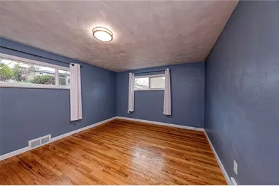 4798 Oakridge Dr., Pittsburgh, PA 15227 - Photo 15