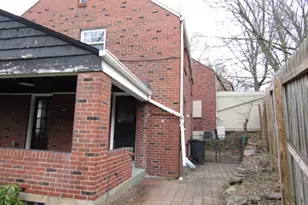 1414 Avon Pl, Blackridge, PA 15221 - Photo 3