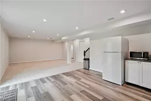 6 Dana Dr, Findlay Township, PA 15108 - Photo 33