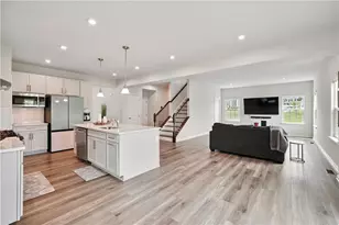 6 Dana Dr, Findlay Township, PA 15108 - Photo 13