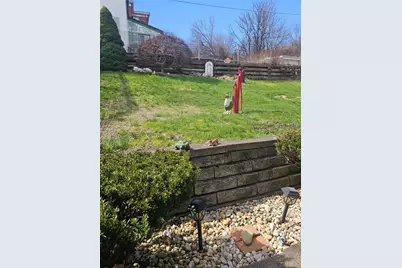 1031 McKean Ave, Donora, PA 15033 - Photo 11