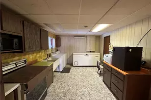 134 Shanor Heights, Center Township, PA 16001 - Photo 29