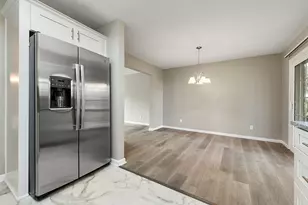 404 Mecklem Ln, Franklin Township, PA 16117 - Photo 9