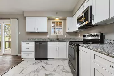 404 Mecklem Lane, Franklin Township, PA 16117 - Photo 7