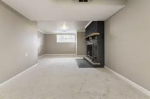 404 Mecklem Ln, Franklin Township, PA 16117 - Photo 27