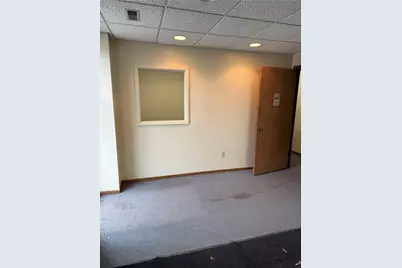 537 Lincoln Hwy, East McKeesport, PA 15035 - Photo 13