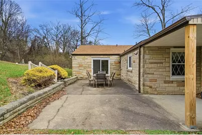 649 Rolling Green Dr, Bethel Park, PA 15102 - Photo 45