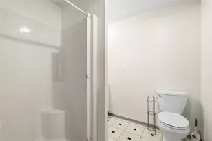 649 Rolling Green Dr, Bethel Park, PA 15102 - Photo 25