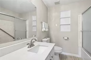 649 Rolling Green Dr, Bethel Park, PA 15102 - Photo 27