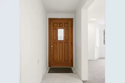 649 Rolling Green Dr, Bethel Park, PA 15102 - Photo 5