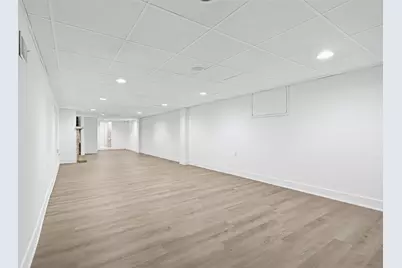 649 Rolling Green Dr, Bethel Park, PA 15102 - Photo 37