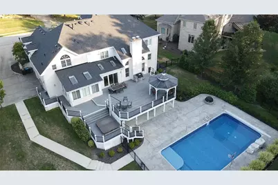 227 Edelweiss Dr, Pittsburgh, PA 15090 - Photo 3