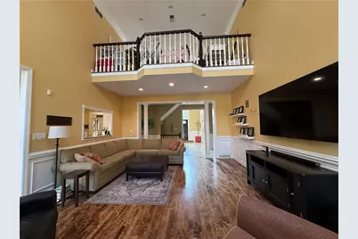 227 Edelweiss Dr, Pittsburgh, PA 15090 - Photo 13