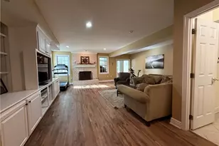 227 Edelweiss Dr, Pittsburgh, PA 15090 - Photo 39