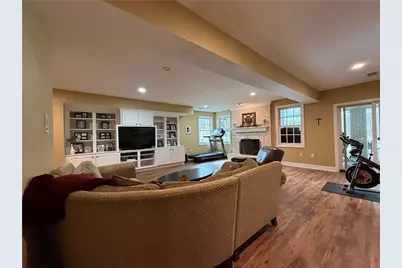 227 Edelweiss Dr, Pittsburgh, PA 15090 - Photo 41