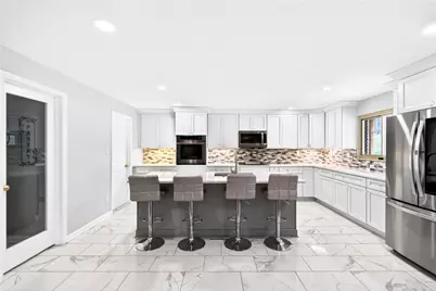 1443 Stoltz Rd, Bethel Park, PA 15102 - Photo 5