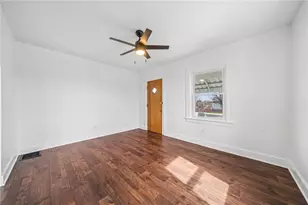 363 Oak Spring Rd, Chartiers, PA 15317 - Photo 9