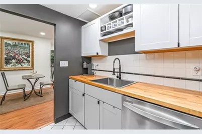 112 Washington Place #10A, Downtown Pgh, PA 15219 - Photo 5