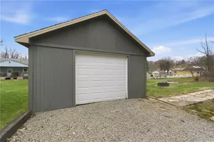 3703 52nd, New Brighton, PA 15066 - Photo 25