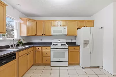 328 Clavale, North Versailles, PA 15137 - Photo 9