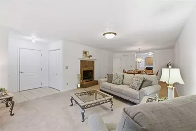 328 Clavale, North Versailles, PA 15137 - Photo 3