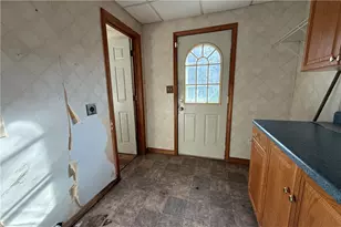 1406 Heinz Ave, Sharon, PA 16146 - Photo 5