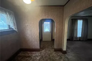 22 Union St, Greenville Boro, PA 16125 - Photo 11