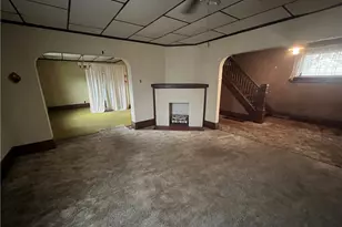 22 Union St, Greenville Boro, PA 16125 - Photo 9