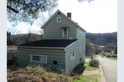 1 Watkins Ave, Donora, PA 15033 - Photo 5
