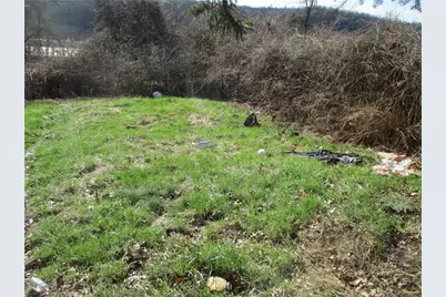 218 S Mellon Ave, Donora, PA 15033 - Photo 7