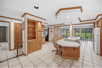 6238 Huron Rd, South Pymatuning Township, PA 16154 - Photo 9