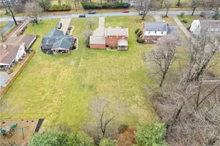 758 14th St, Oakmont, PA 15139 - Photo 1
