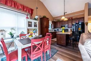 302 Mackenzie Ln, Ross Twp, PA 15229 - Photo 9