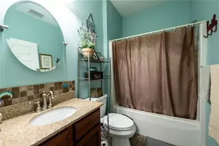 302 Mackenzie Ln, Ross Twp, PA 15229 - Photo 19