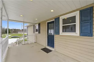 11 Madison Dr, Zelienople, PA 16063 - Photo 3