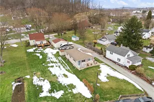 11 Madison Dr, Zelienople, PA 16063 - Photo 17