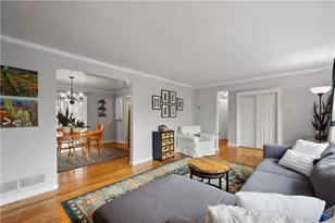 145 Pilgrim Dr, Leet Township, PA 15143 - Photo 5