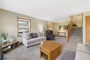 412 Emily Ln, McDonald, PA 15057 - Photo 11