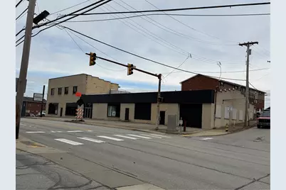 537 Lincoln Hwy, East McKeesport, PA 15035 - Photo 1