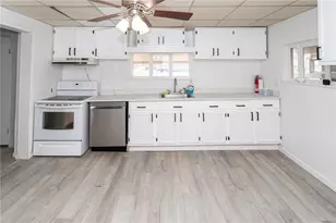 2814 W Crawford Ave, Dunbar Township, PA 15425 - Photo 15