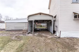 2814 W Crawford Ave, Dunbar Township, PA 15425 - Photo 7