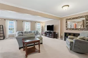 38 Castle View Dr, Kennedy Township, PA 15136 - Photo 5