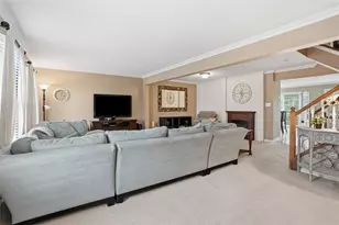 38 Castle View Dr, Kennedy Township, PA 15136 - Photo 3