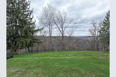 1624 Citation Dr, South Park, PA 15129 - Photo 41