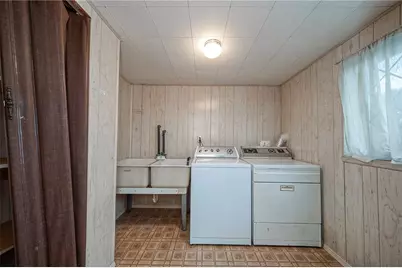 1624 Citation Dr, South Park, PA 15129 - Photo 35