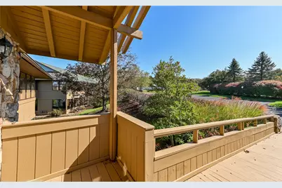 2857 Oxford Boulevard, Hampton, PA 15101 - Photo 3