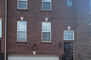 523 E Vanderbilt Dr, Adams Township, PA 16046 - Photo 1