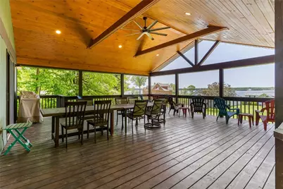 7832 Chase Dr, Jamestown, PA 16134 - Photo 9