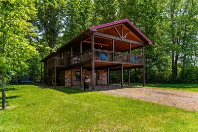 7832 Chase Dr, Jamestown, PA 16134 - Photo 1