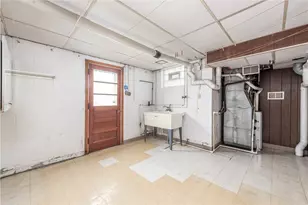 6576 Library Rd, South Park, PA 15129 - Photo 27